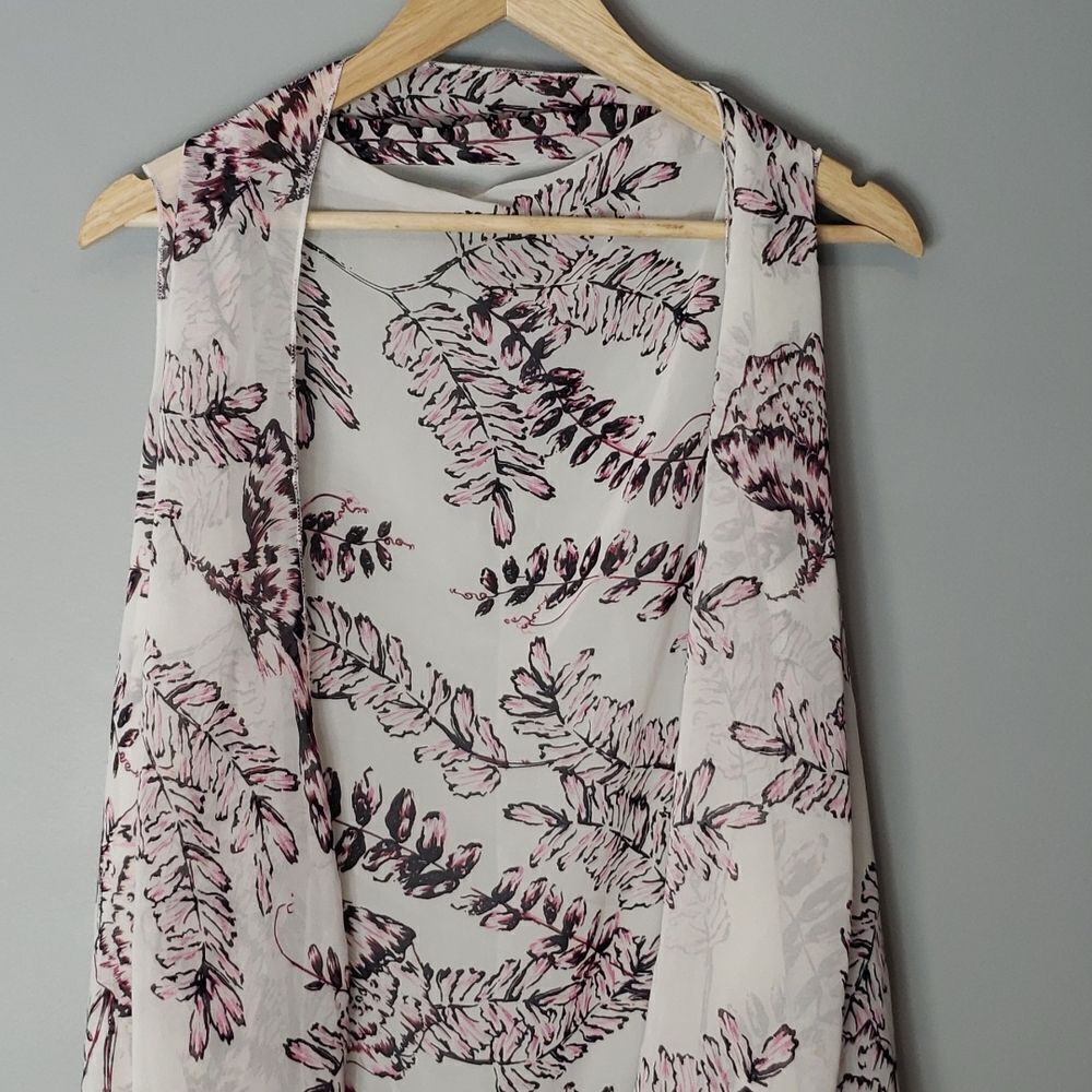 Floral Print Women's Scarf - Pink and White - Picture 2 of 8